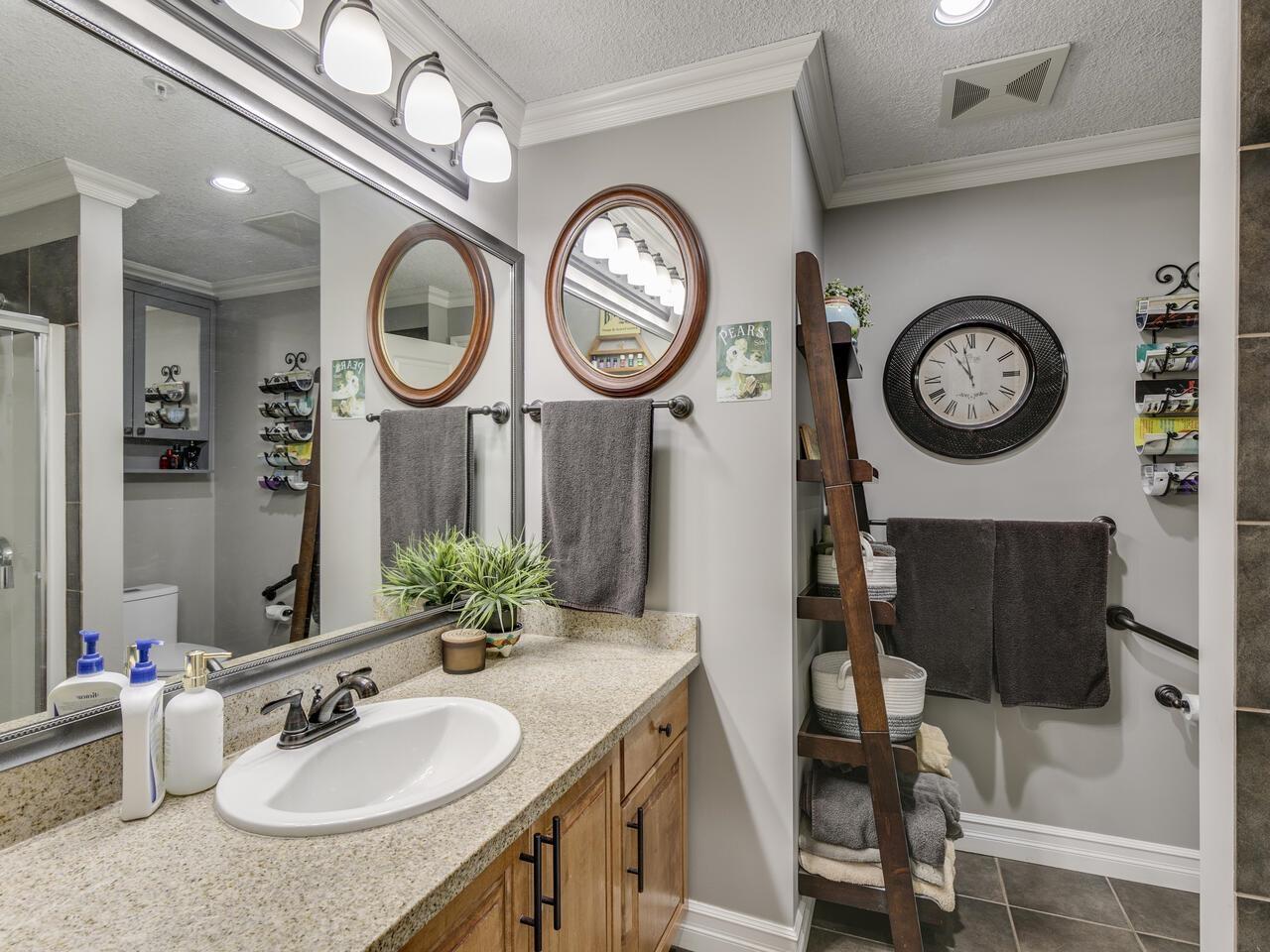 A214 33755 7th Avenue, Mission, British Columbia  V2V 0A4 - Photo 30 - R3090794