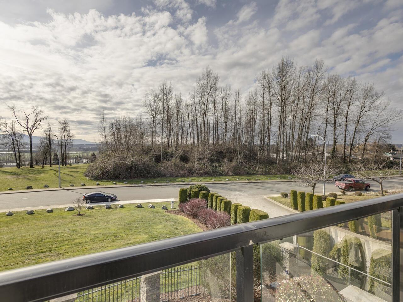 A214 33755 7th Avenue, Mission, British Columbia  V2V 0A4 - Photo 13 - R3090794