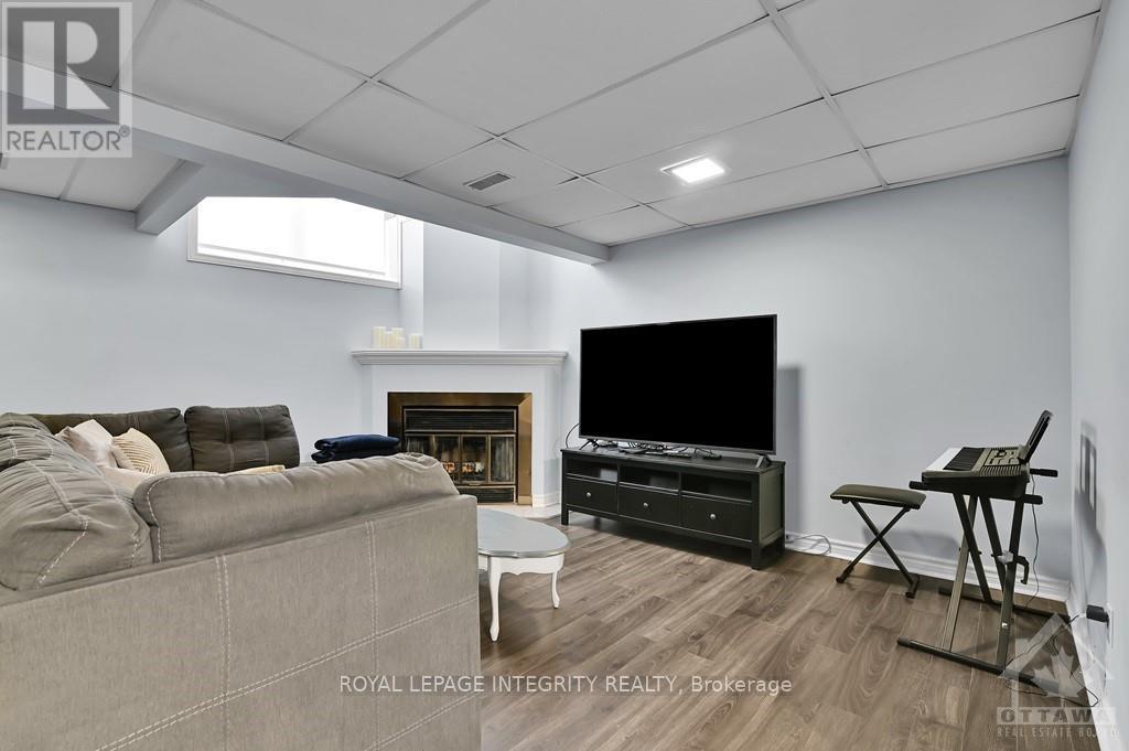 35 - 1880 Summerfields Crescent, Ottawa, Ontario  K1C 7B6 - Photo 24 - X12810302