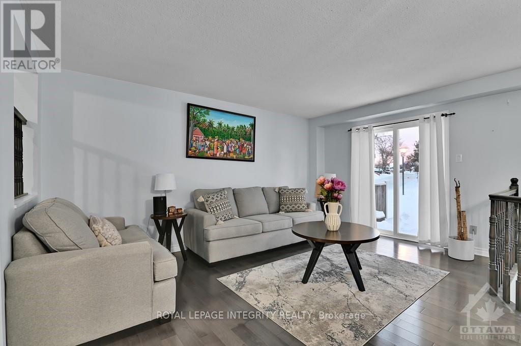 35 - 1880 Summerfields Crescent, Ottawa, Ontario  K1C 7B6 - Photo 6 - X12810302