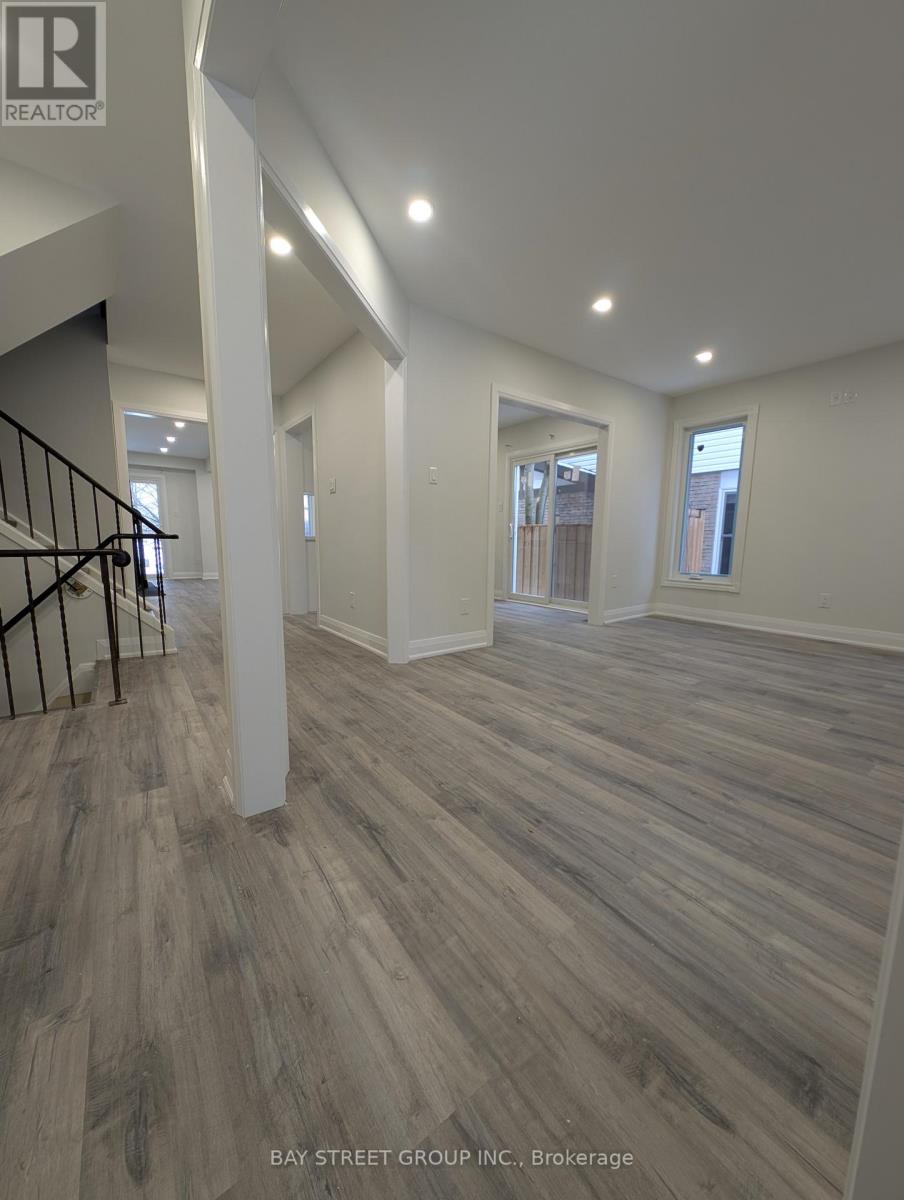 44 Lilac Avenue, Markham, Ontario  L3T 5K2 - Photo 5 - N12715780