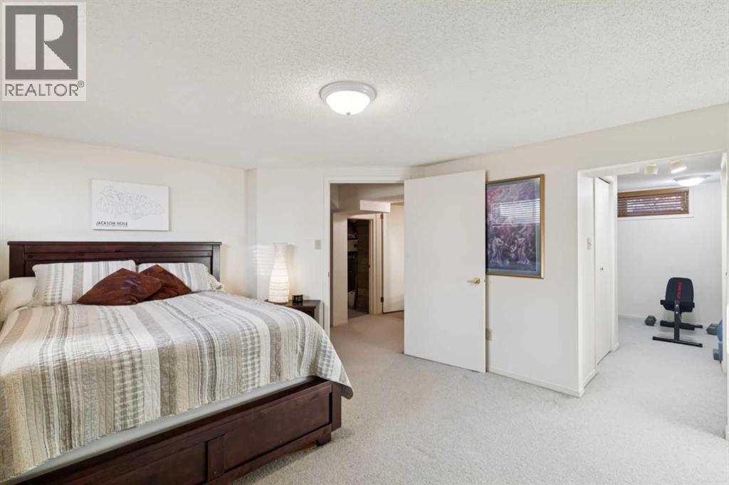 35 45 Street Sw, Calgary, Alberta  T3C 2B2 - Photo 19 - A2287636