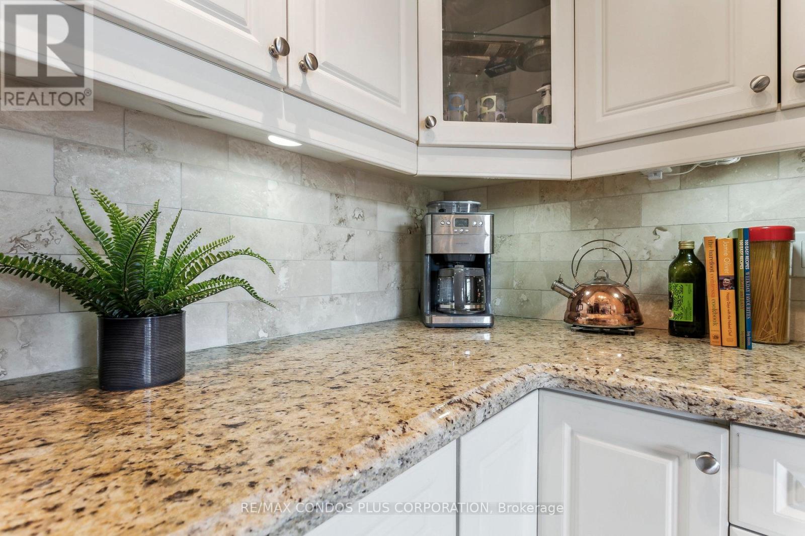 409 - 71 Jonesville Crescent, Toronto, Ontario  M4A 1H1 - Photo 20 - C12809758