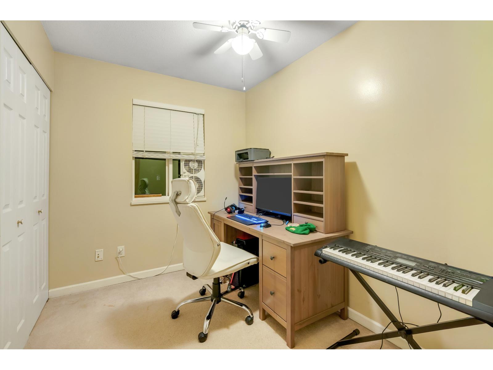 17440 61a Avenue, Surrey, British Columbia  V3S 6Y2 - Photo 12 - R3089951