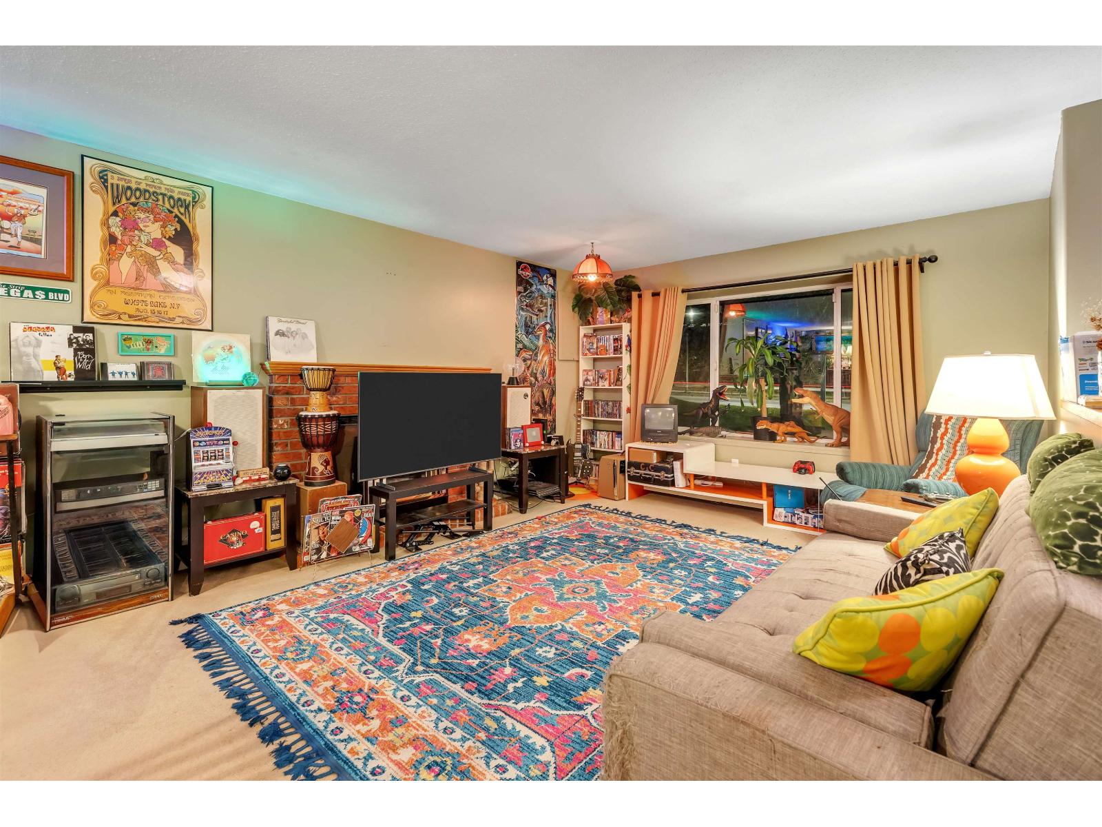 17440 61a Avenue, Surrey, British Columbia  V3S 6Y2 - Photo 5 - R3089951