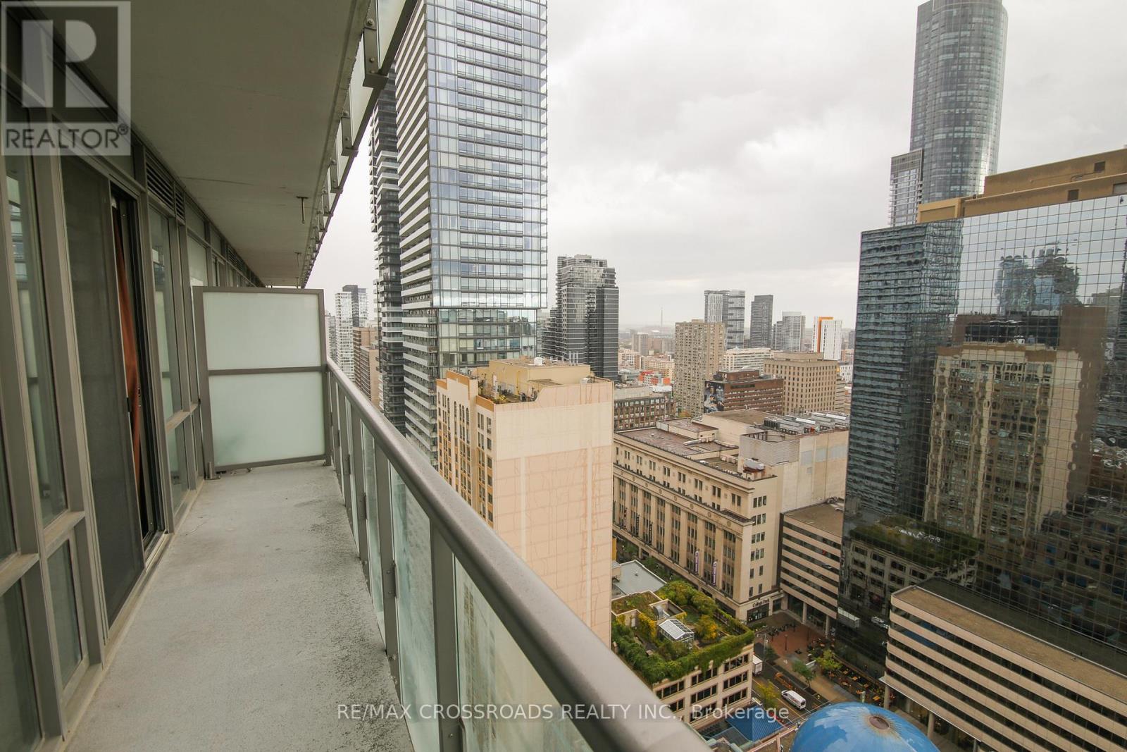 3004 - 38 Grenville Street, Toronto, Ontario  M4Y 1A5 - Photo 5 - C12810330