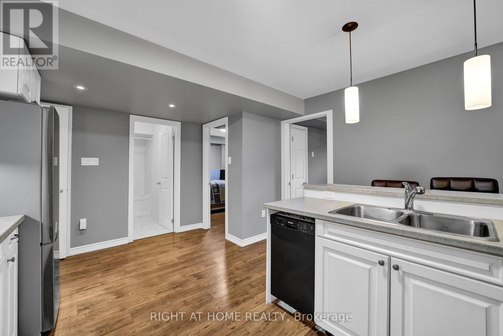 40 Ridge Gate Crescent, East Gwillimbury, Ontario  L0G 1M0 - Photo 33 - N12810312