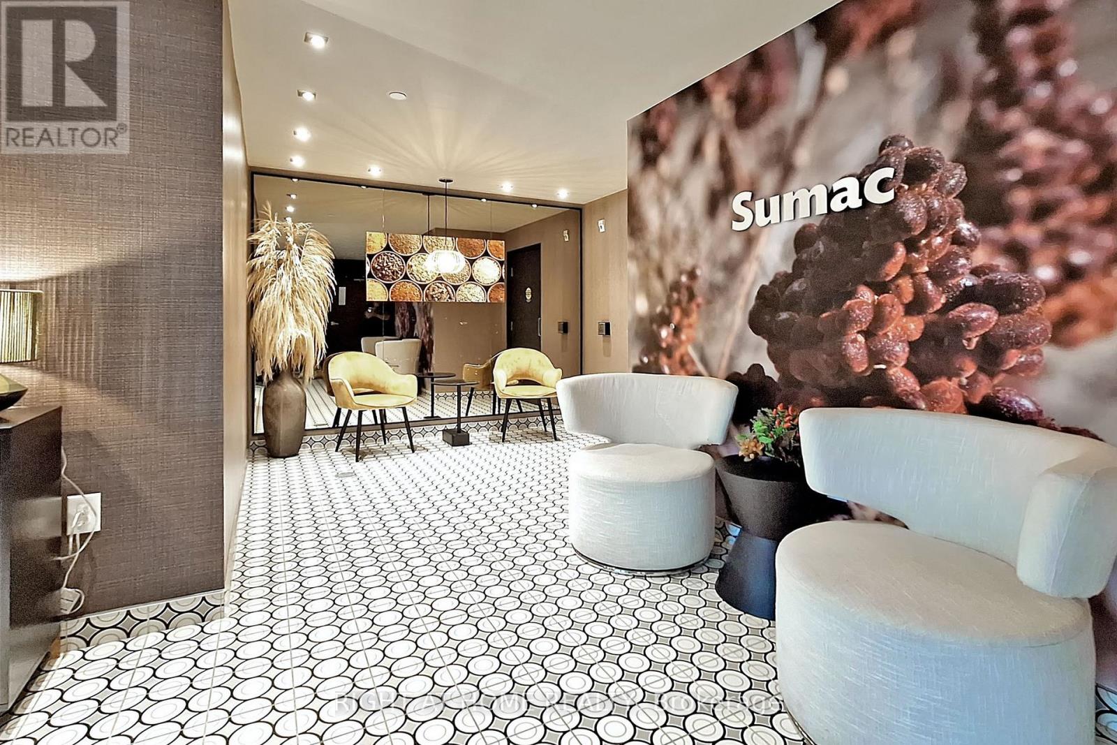 208 - 4 Spice Way, Barrie, Ontario  L9J 0M2 - Photo 3 - S12810332