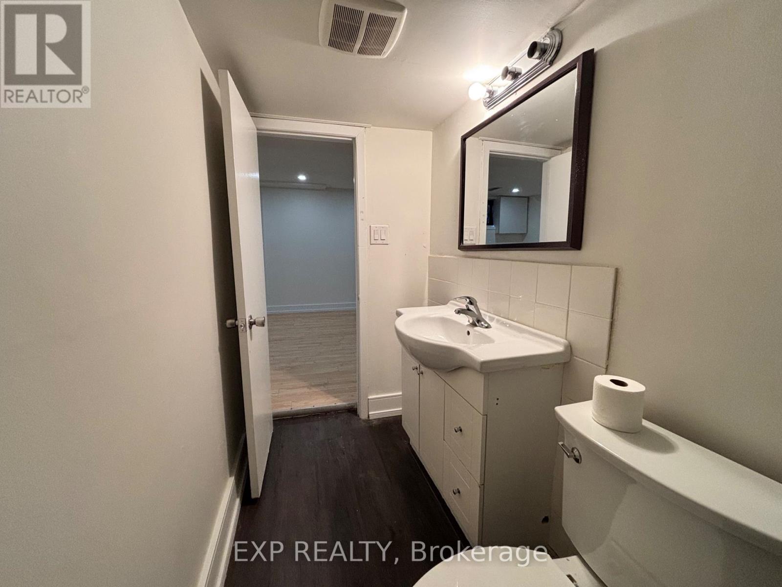 Basement - 466 Ginger Downs, Mississauga, Ontario  L5A 3A7 - Photo 11 - W12810316