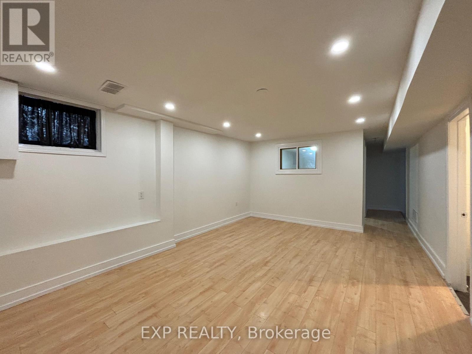 Basement - 466 Ginger Downs, Mississauga, Ontario  L5A 3A7 - Photo 2 - W12810316