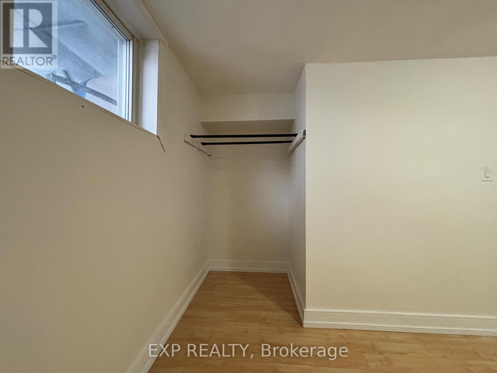 Basement - 466 Ginger Downs, Mississauga, Ontario  L5A 3A7 - Photo 6 - W12810316