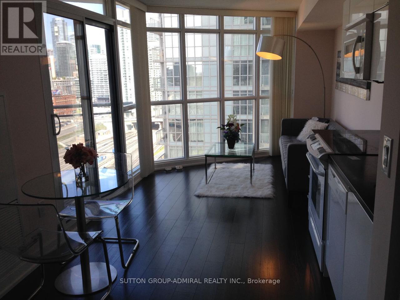 1902 - 21 Iceboat Terrace, Toronto, Ontario  M5V 4A9 - Photo 2 - C12736474