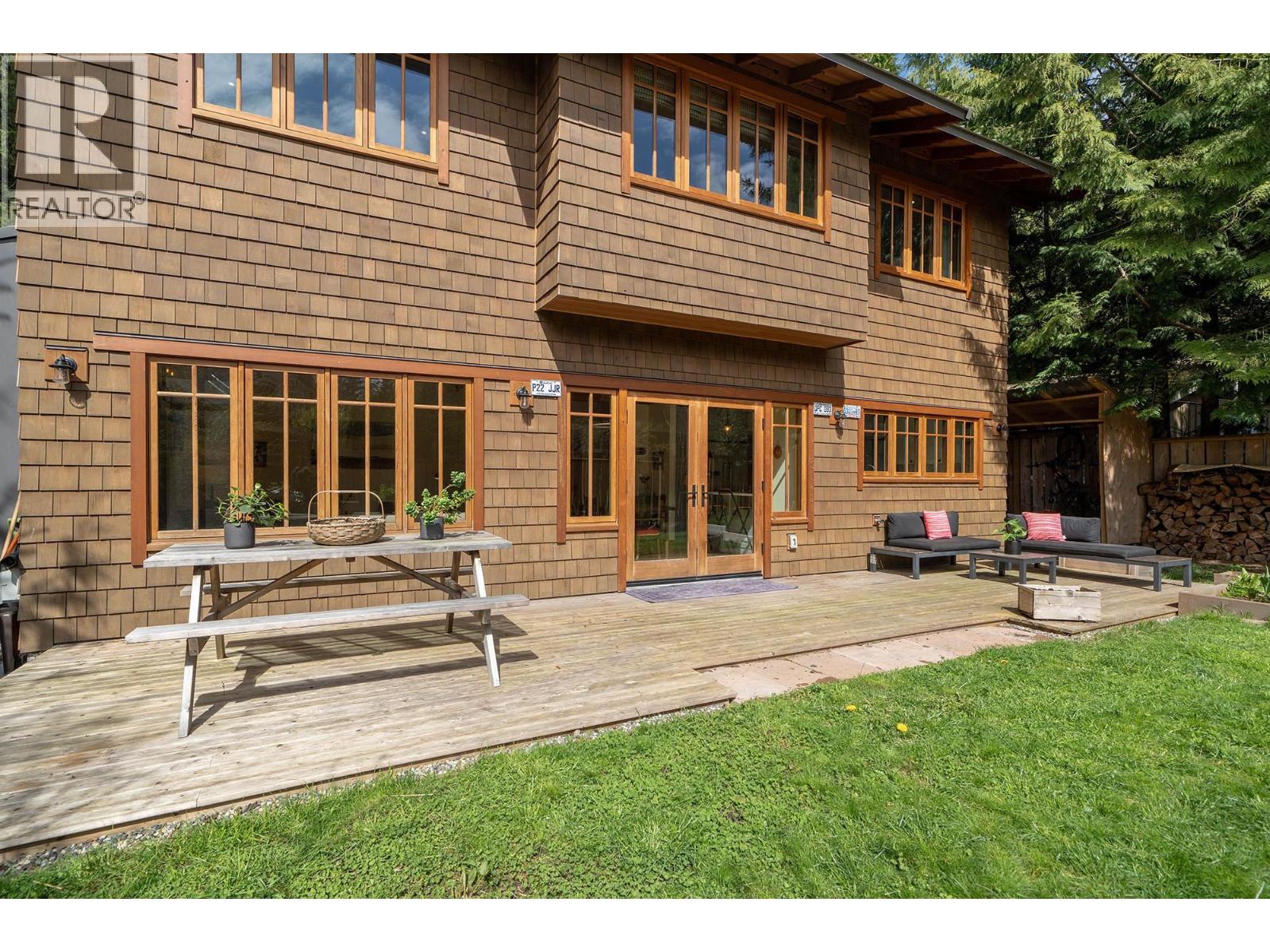 1117 Miller Road, Bowen Island, British Columbia  V0N 1G1 - Photo 9 - R3083573