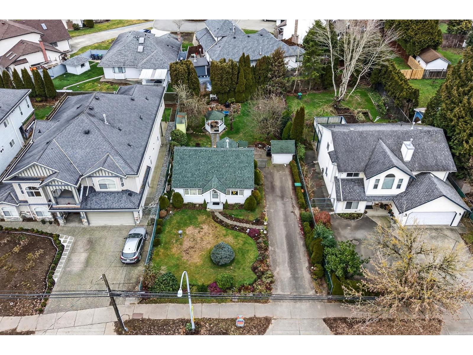 18753 60 Avenue, Surrey, British Columbia  V3S 4N9 - Photo 10 - R3083165