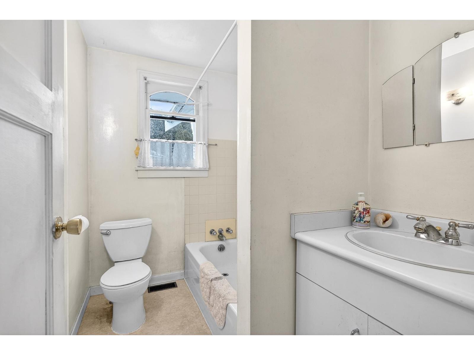 18753 60 Avenue, Surrey, British Columbia  V3S 4N9 - Photo 29 - R3083165