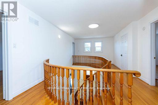 17 Southview Drive, Vaughan, Ontario  L4K 2K8 - Photo 19 - N12810336