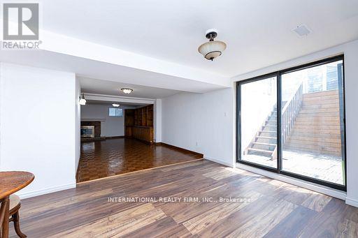 17 Southview Drive, Vaughan, Ontario  L4K 2K8 - Photo 38 - N12810336