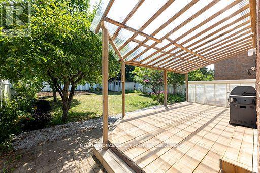 17 Southview Drive, Vaughan, Ontario  L4K 2K8 - Photo 47 - N12810336