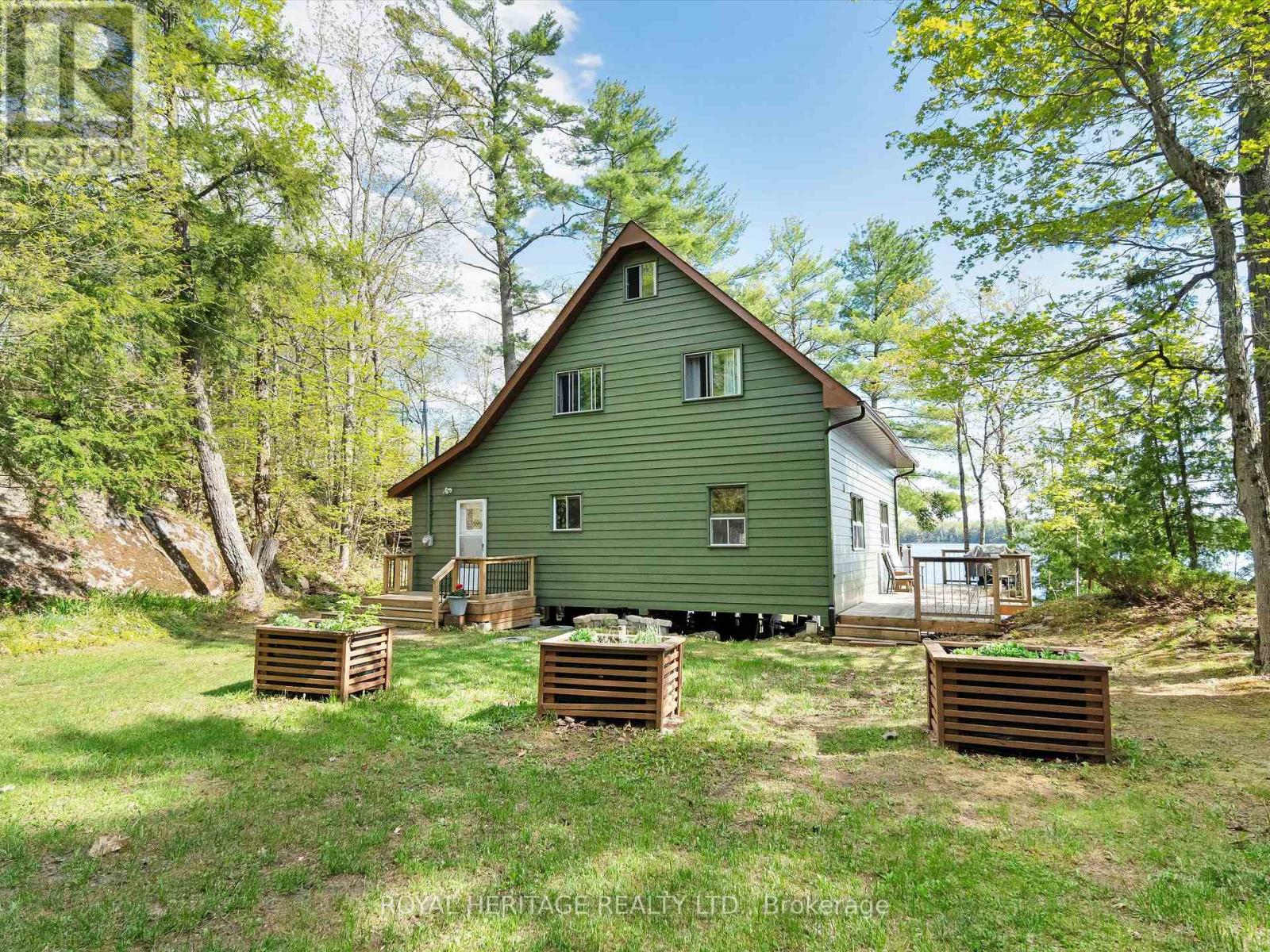 1346 Wahta #2 Road S, Georgian Bay, Ontario  P0C 1A0 - Photo 26 - X12155332