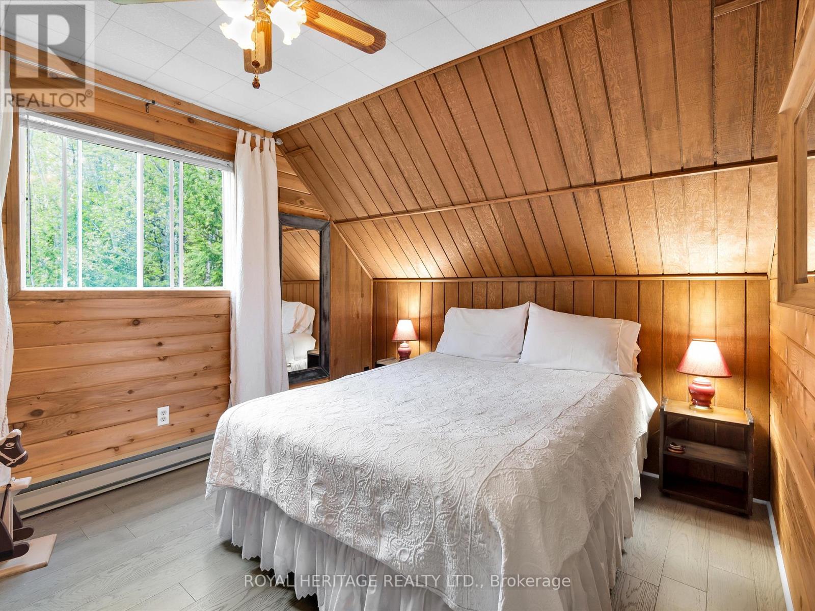 1346 Wahta #2 Road S, Georgian Bay, Ontario  P0C 1A0 - Photo 22 - X12155332