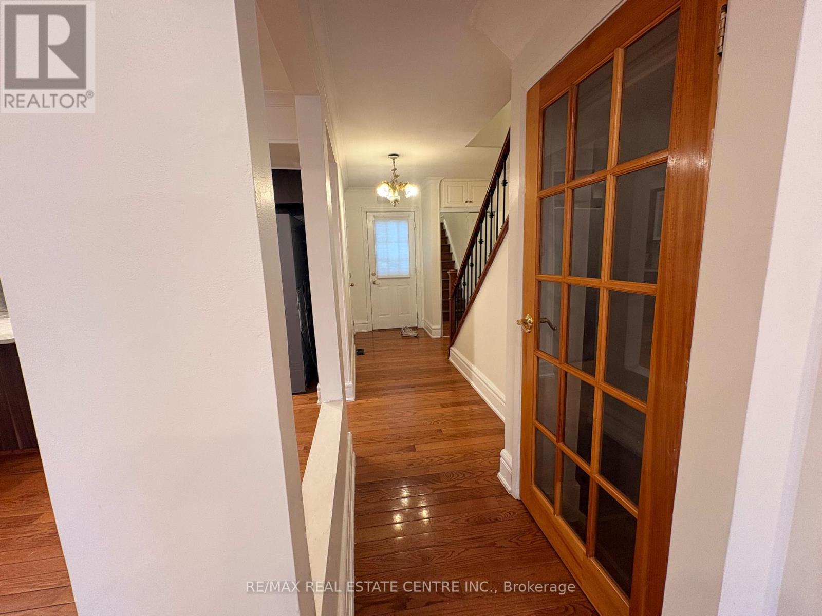 27 - 1055 Shawnmarr Road, Mississauga, Ontario  L5H 3V2 - Photo 13 - W12810334