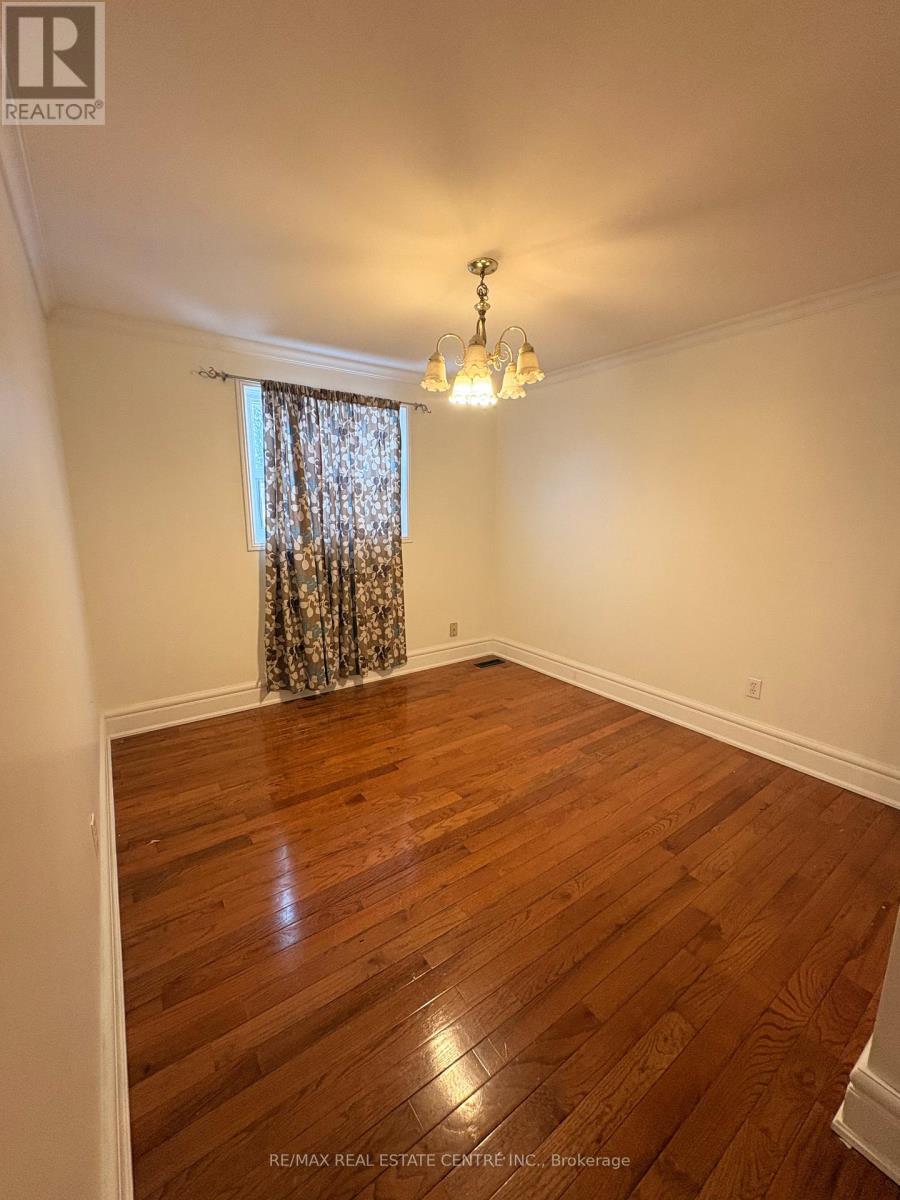 27 - 1055 Shawnmarr Road, Mississauga, Ontario  L5H 3V2 - Photo 17 - W12810334