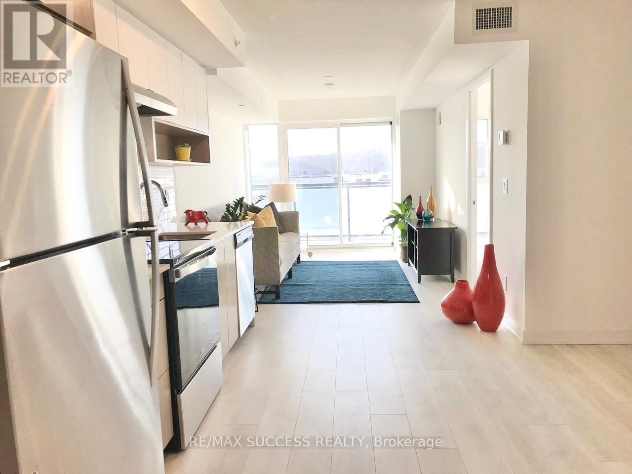 9 - 1117 Cooke Boulevard, Burlington, Ontario  L7T 0C6 - Photo 2 - W12810340