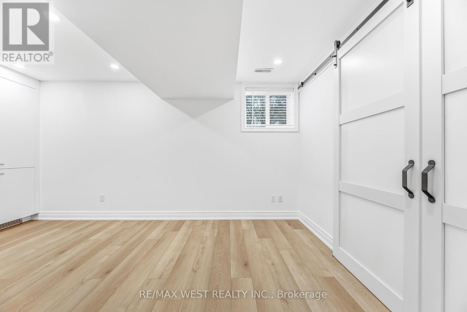 Unknown Address, ,     - Photo 12 - W12810342