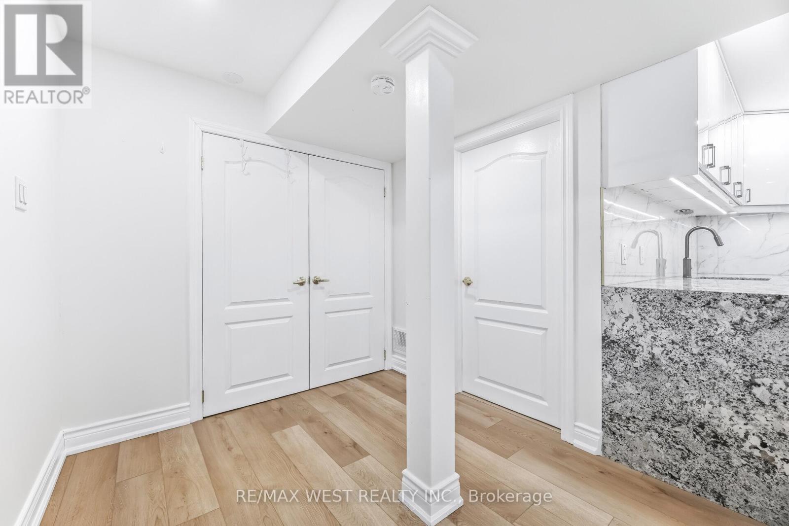 Unknown Address, ,     - Photo 8 - W12810342