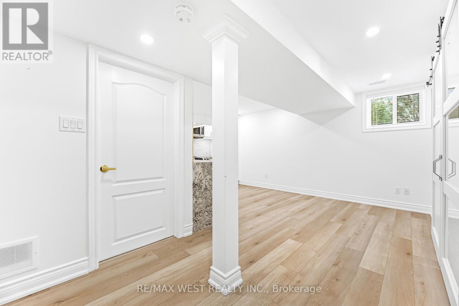 Unknown Address, ,     - Photo 9 - W12810342