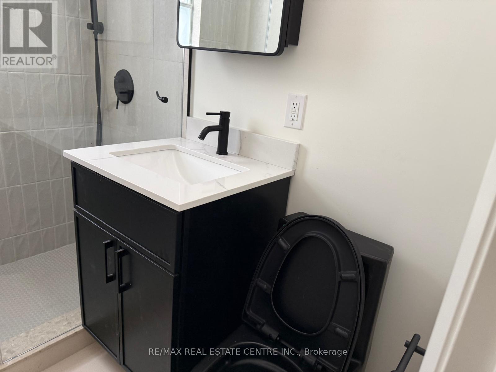 Apt. A - 70 Beaverbrook Avenue, Toronto, Ontario  M9B 2N6 - Photo 24 - W12810348