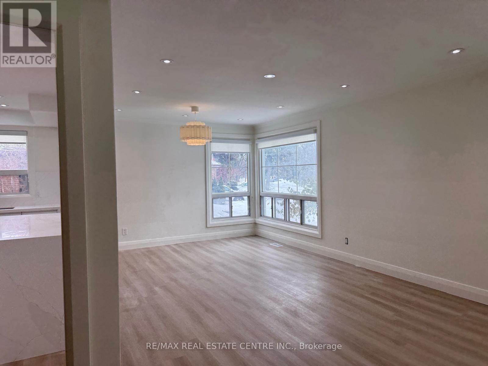 Apt. A - 70 Beaverbrook Avenue, Toronto, Ontario  M9B 2N6 - Photo 7 - W12810348