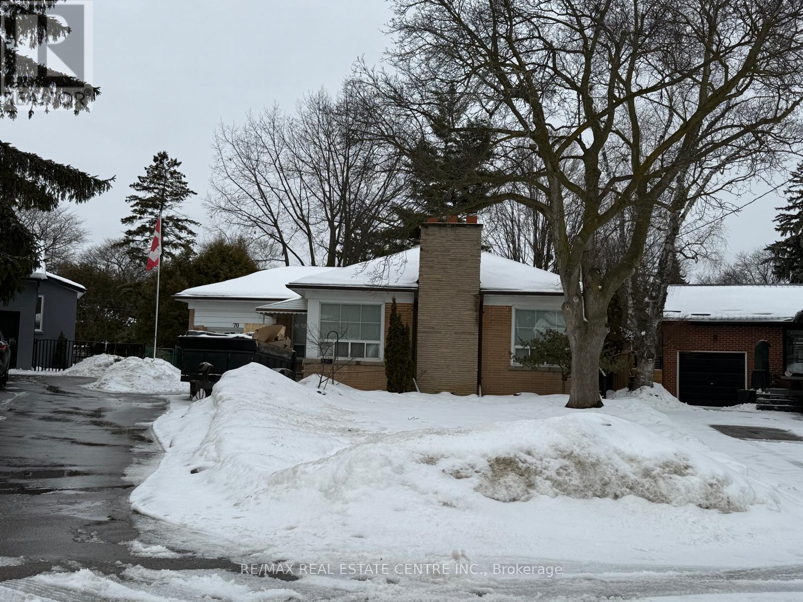 APT B - 70 BEAVERBROOK AVENUE, Toronto, Ontario