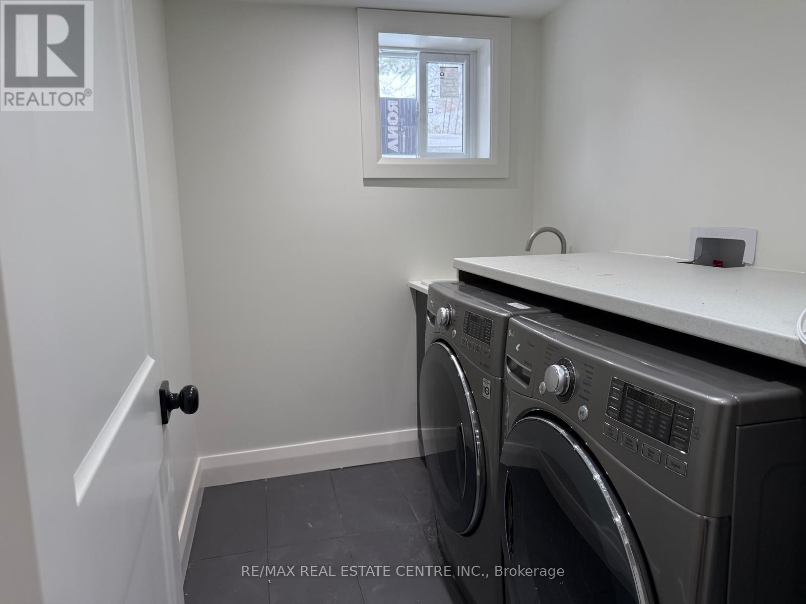 Apt B - 70 Beaverbrook Avenue, Toronto, Ontario  M9B 2N6 - Photo 26 - W12810350