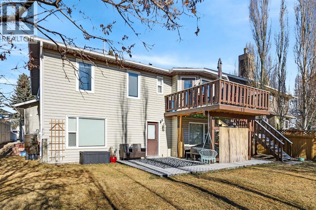 57 Shannon Circle Sw, Calgary, Alberta  T2Y 2K4 - Photo 35 - A2287196