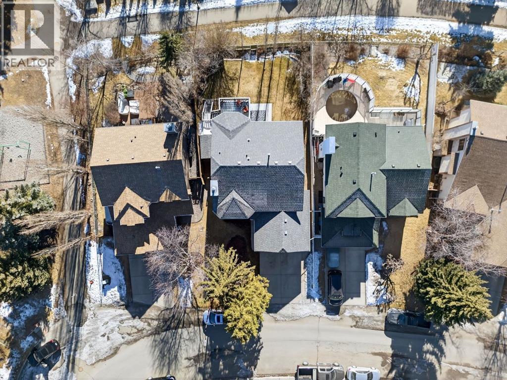 57 Shannon Circle Sw, Calgary, Alberta  T2Y 2K4 - Photo 40 - A2287196