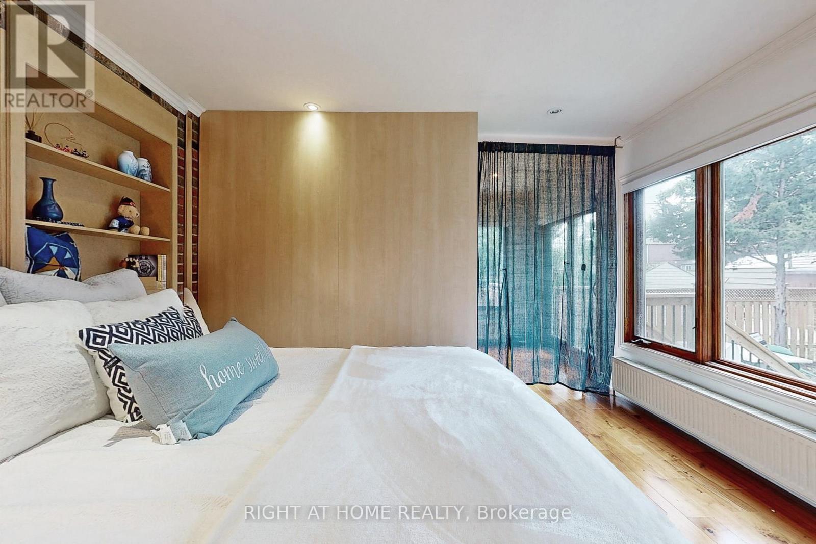 234 Airdrie Road, Toronto, Ontario  M4G 1N1 - Photo 10 - C12810374