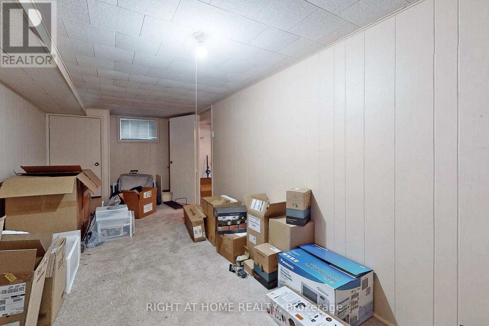 234 Airdrie Road, Toronto, Ontario  M4G 1N1 - Photo 12 - C12810374