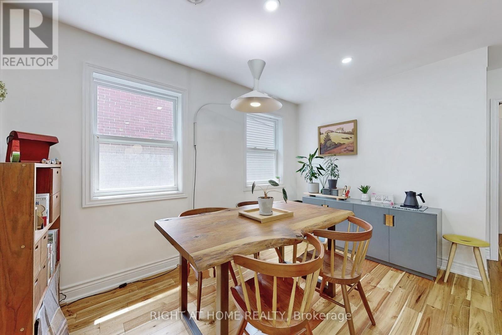 234 Airdrie Road, Toronto, Ontario  M4G 1N1 - Photo 7 - C12810374