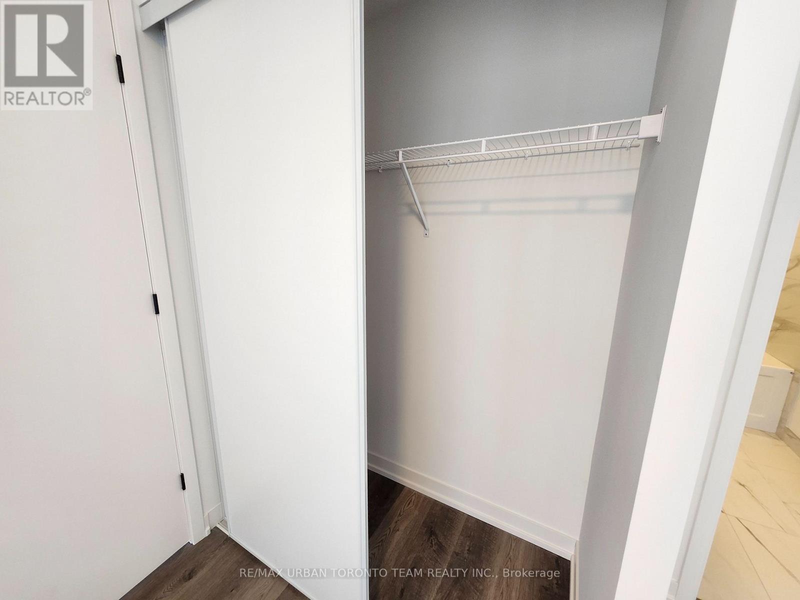 3301 - 8 Interchange Way, Vaughan, Ontario  L4K 5Z7 - Photo 6 - N12810356