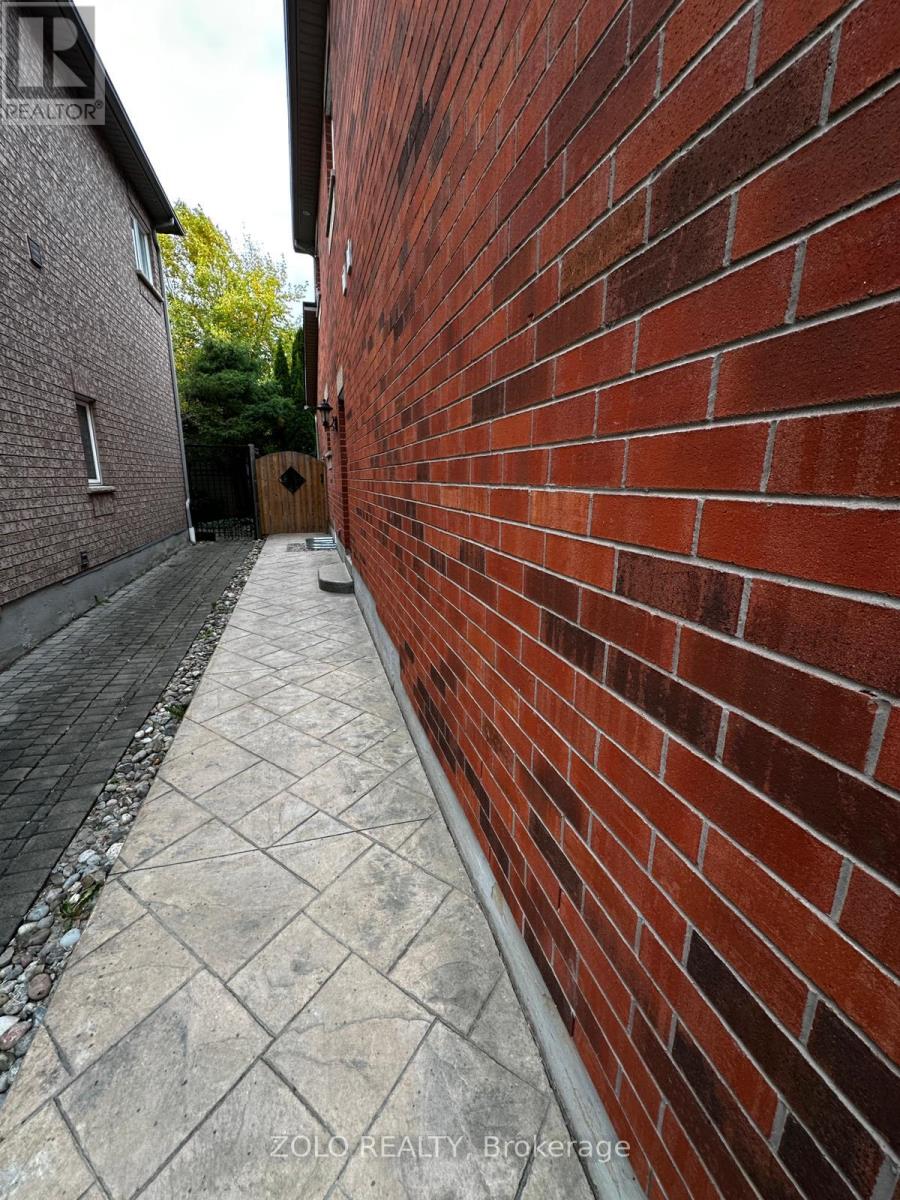 #bsmt - 7327 Glamorgan Way, Mississauga, Ontario  L5N 7Z3 - Photo 2 - W12810362