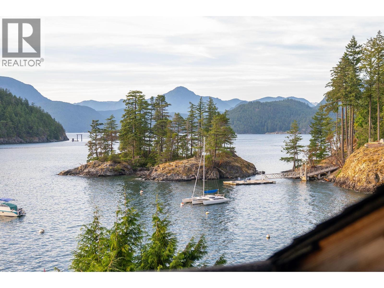 1558 Mount Gardner Road, Bowen Island, British Columbia  V0N 1G2 - Photo 3 - R3087083