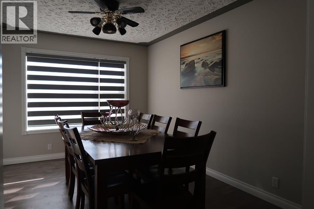 200 Hawkbury Close Nw, Calgary, Alberta  T3G 3N2 - Photo 10 - A2286558