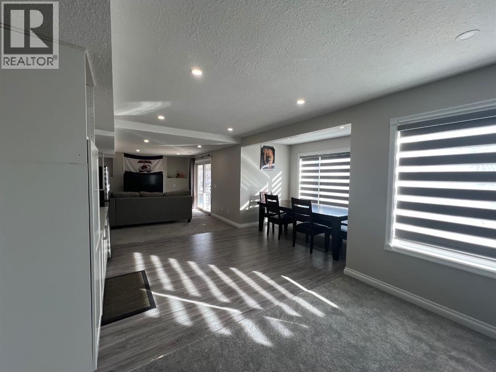 200 Hawkbury Close Nw, Calgary, Alberta  T3G 3N2 - Photo 30 - A2286558