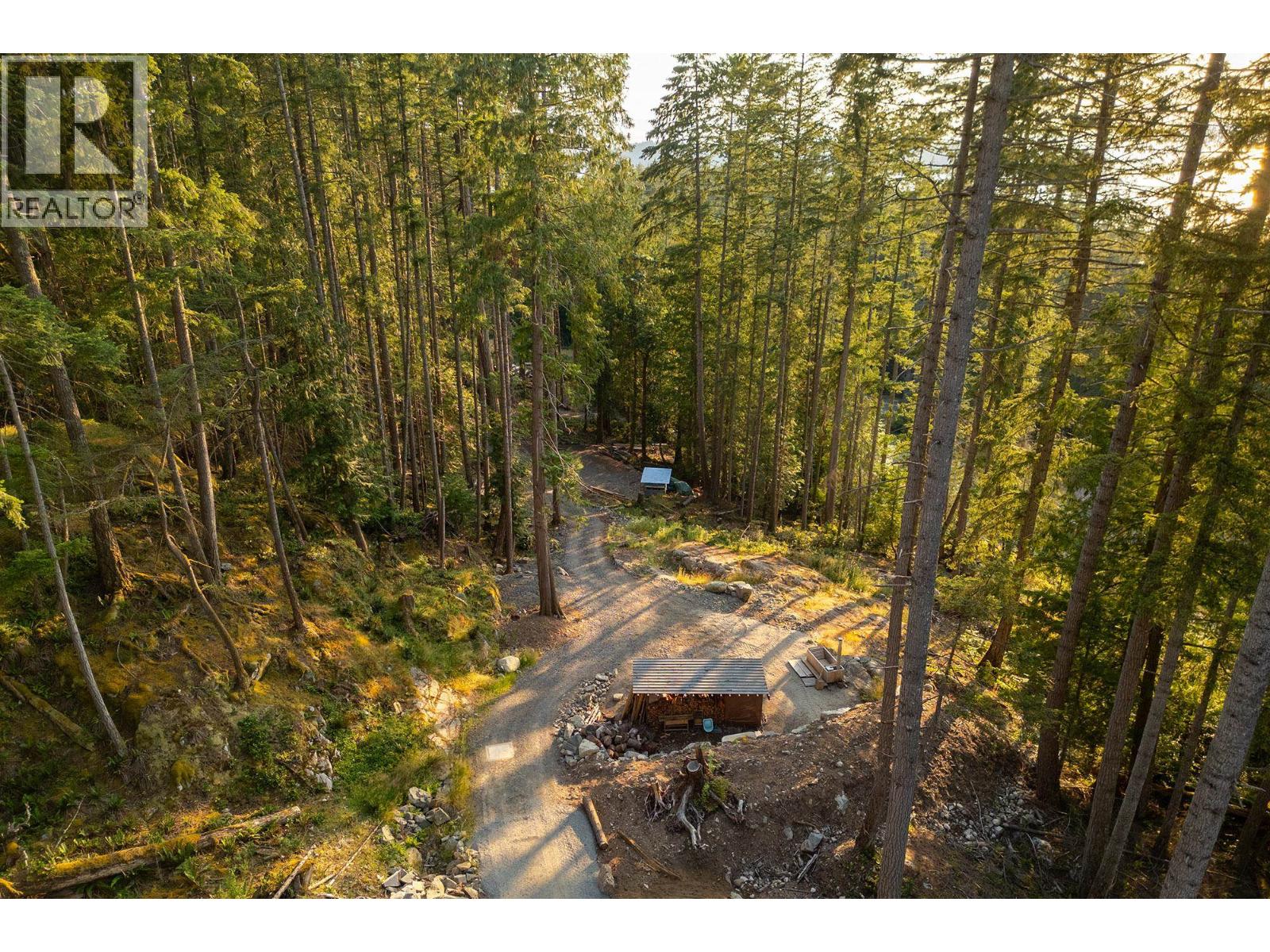 1701 Joan Audrey Lane, Bowen Island, British Columbia  V0N 1G2 - Photo 8 - R3074234