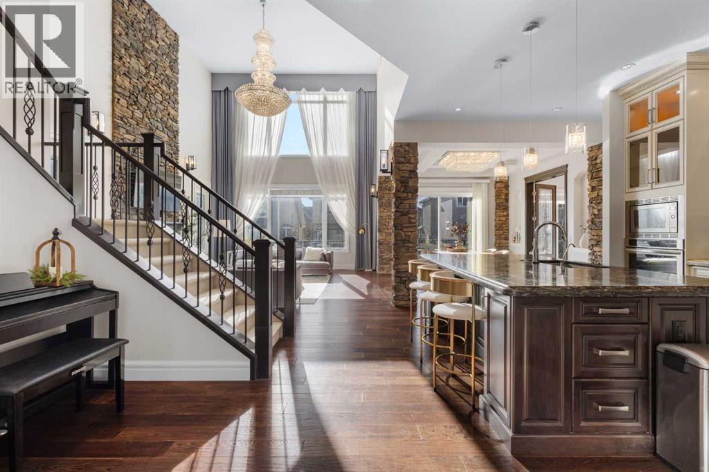 13 Aspen Vista Road Sw, Calgary, Alberta  T3H 0Y7 - Photo 3 - A2286565