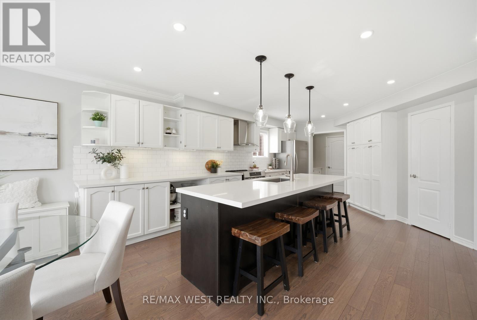 5 Smith Street, New Tecumseth, Ontario  L9R 1Z8 - Photo 12 - N12810378