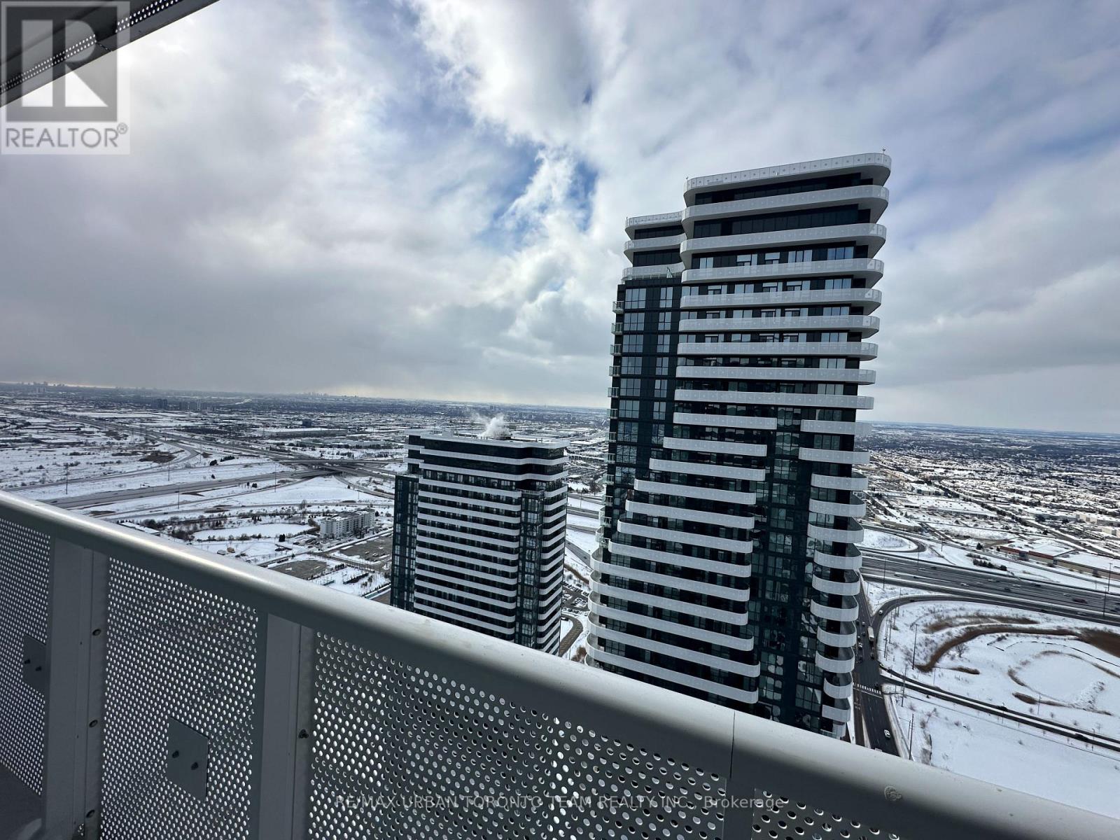 5901 - 8 Interchange Way, Vaughan, Ontario  L4K 5Z7 - Photo 10 - N12810382