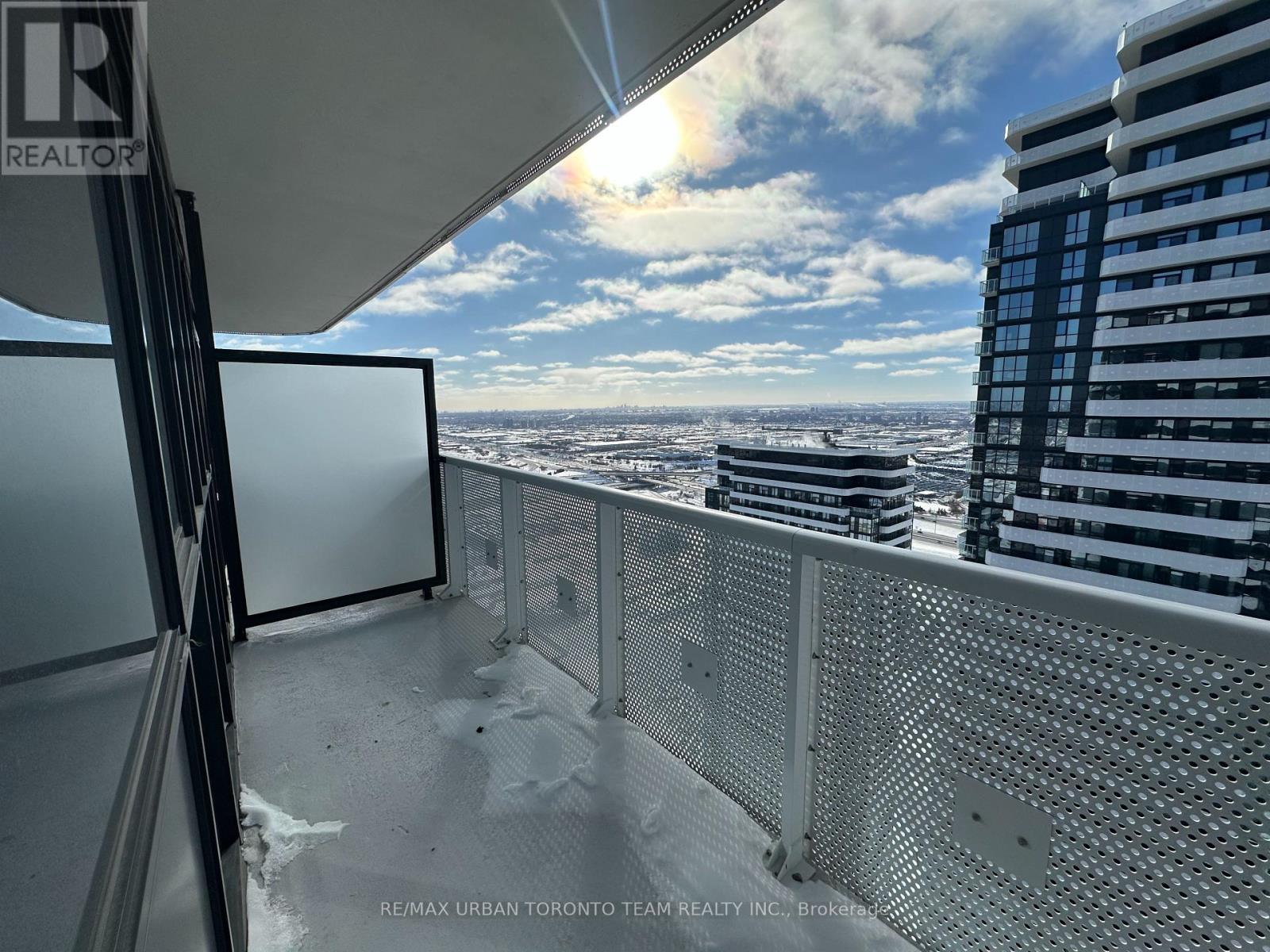 5901 - 8 Interchange Way, Vaughan, Ontario  L4K 5Z7 - Photo 14 - N12810382