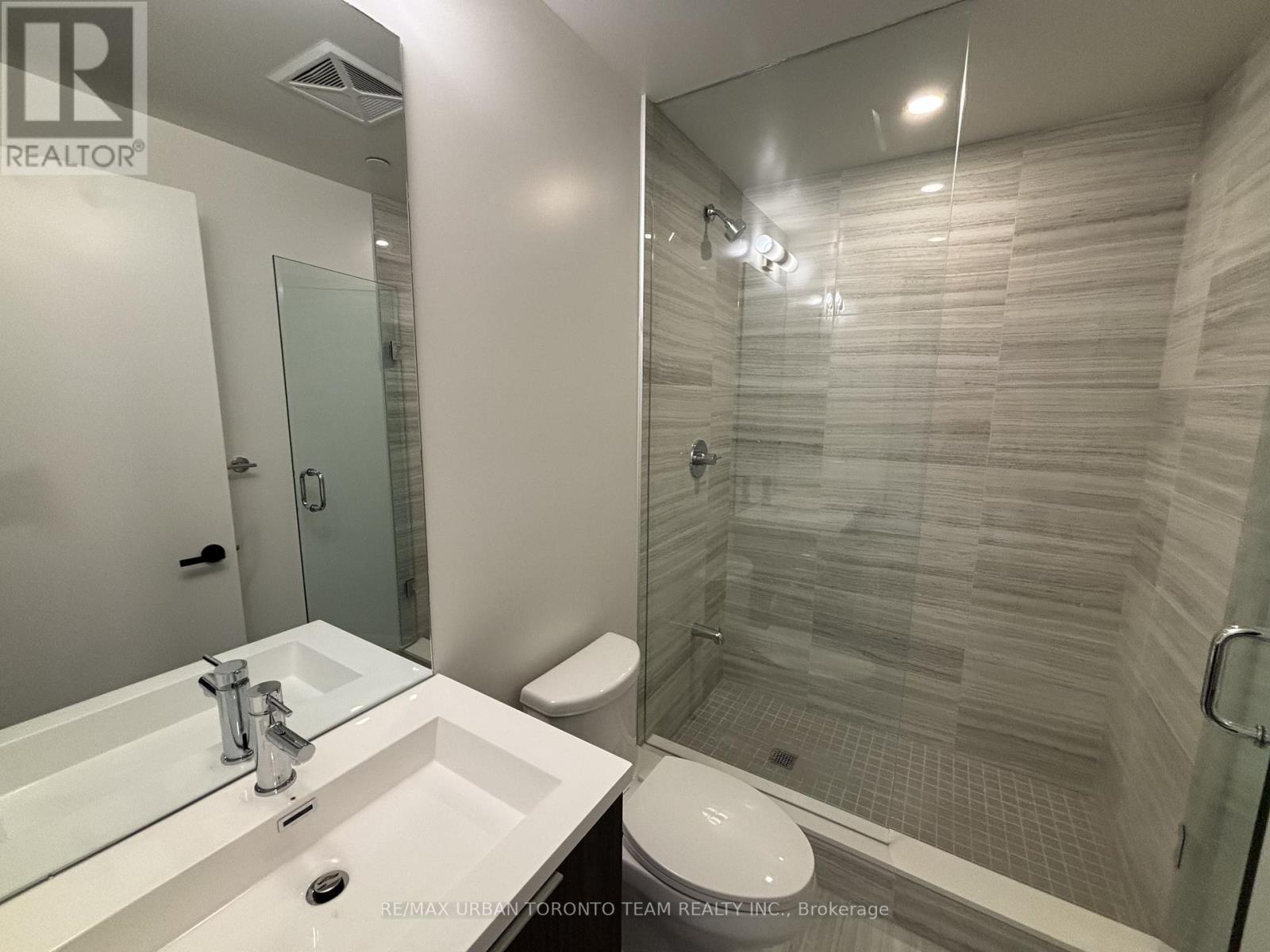 5901 - 8 Interchange Way, Vaughan, Ontario  L4K 5Z7 - Photo 17 - N12810382